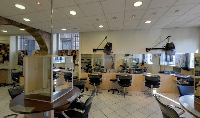 Tous nos accompagnements pour devenir coiffeur : CFA
