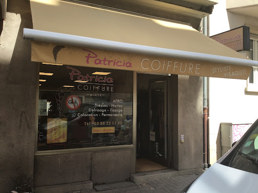 Patricia Coiffure vous accueille au 8 rue du travail 67000 Strasbourg. Styliste et visagiste Patricia est spécialisée dans tous les types de cheveux.