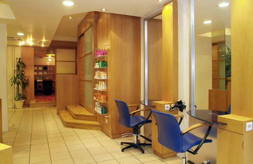 Art'Modia regroupe les 3 salons de coiffure situ?s ? Brumath (Charlotte Jung)