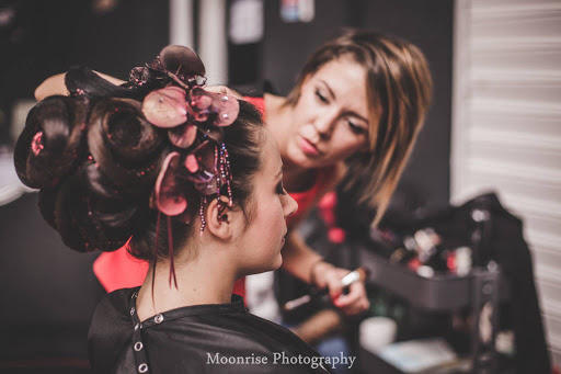 Oz Coiffure : Salon de coiffure à Toulouse. Une ambiance baroque