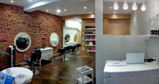 Salon de coiffure pour homme et femme