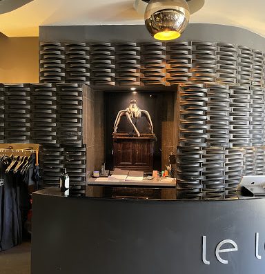 Le Lab Hairstylist est un salon de coiffure tendance situé au 7 Boulevard de l'Observatoire à Montpellier. Réservez au 04.67.66.27.07.