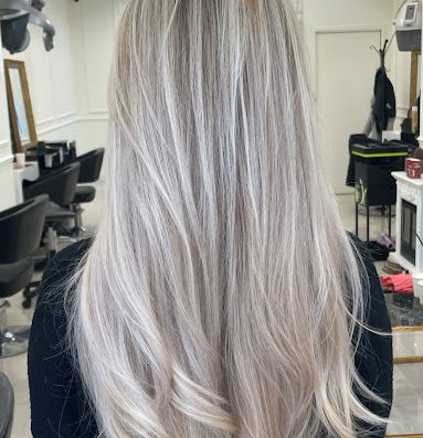 Consultez les avis des clients et réservez en ligne chez Haussmann Coiffure