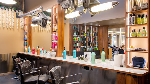 Salon de coiffure et salon d'esthétique pour homme et femme