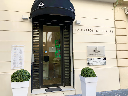La Maison de Beauté vous accueille au 2 rue Paradis dans le Carré d’Or. Notre institut de beauté à Nice est ouvert du lundi au samedi.