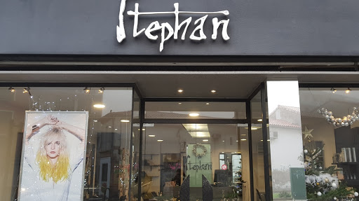 Retrouvez chez Stephan des coiffeurs professionnels à l'écoute