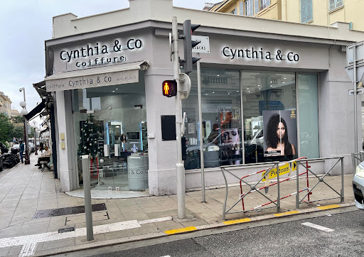 Cynthia & Co Salon de coiffure et d'esthétique à Nice vous attend pour vos coupes